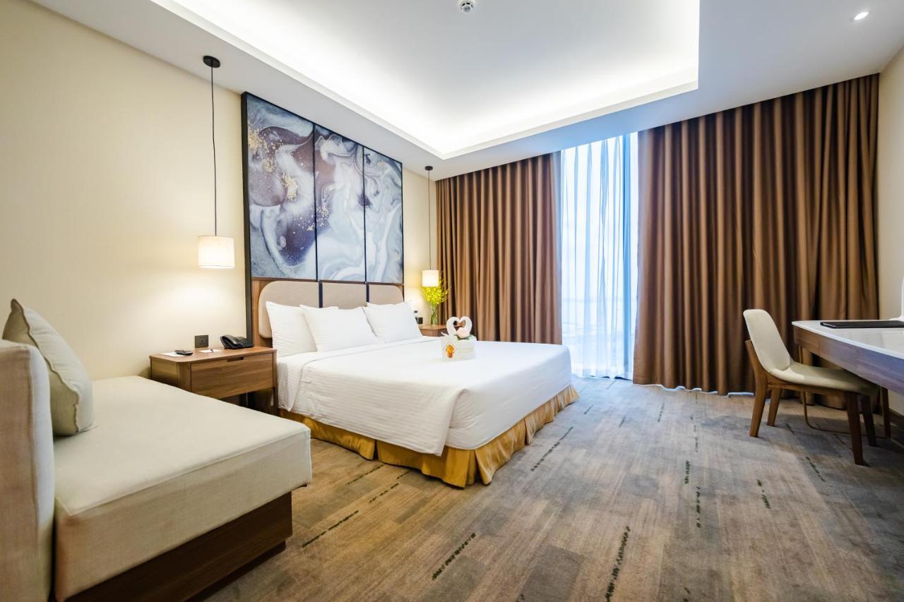 Muong Thanh Luxury Ha Long Centre Hotel ภายนอก รูปภาพ
