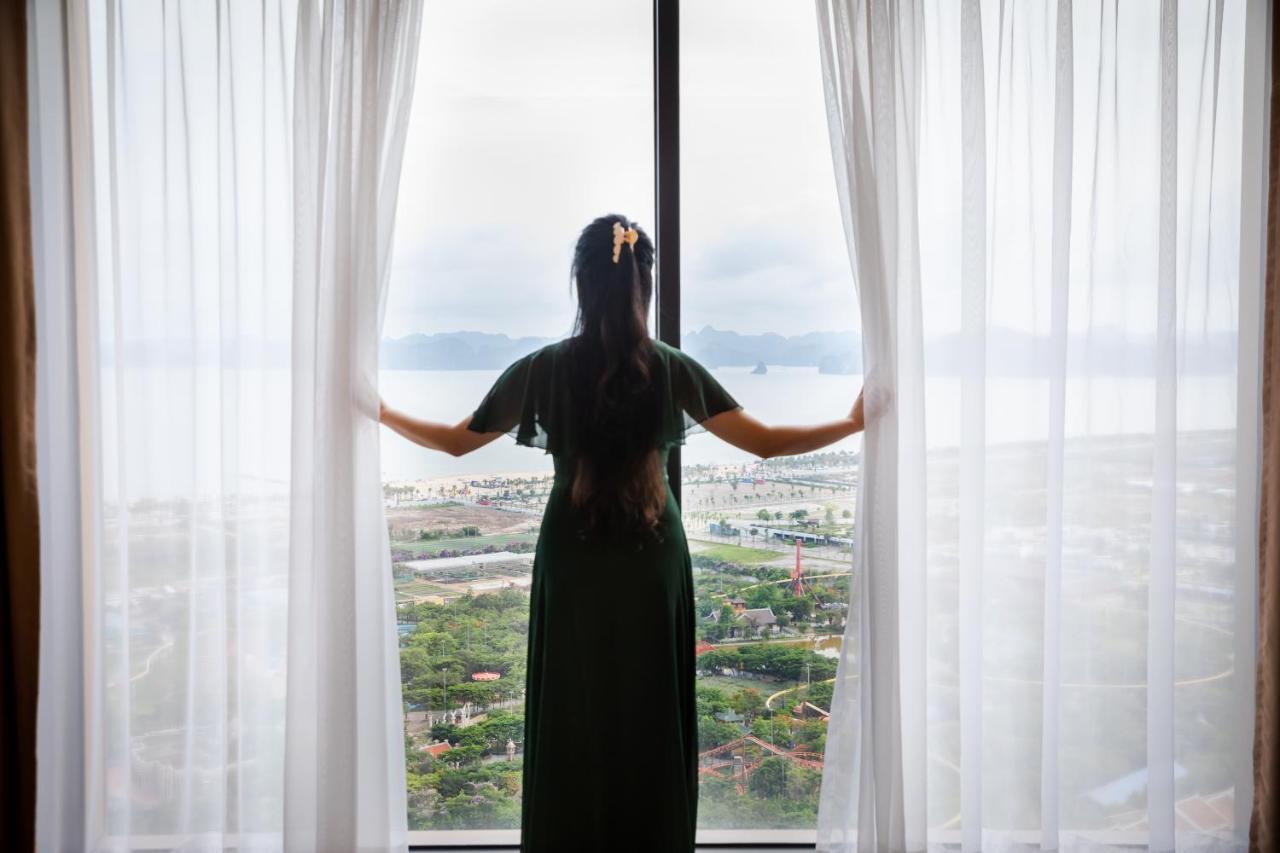 Muong Thanh Luxury Ha Long Centre Hotel ภายนอก รูปภาพ
