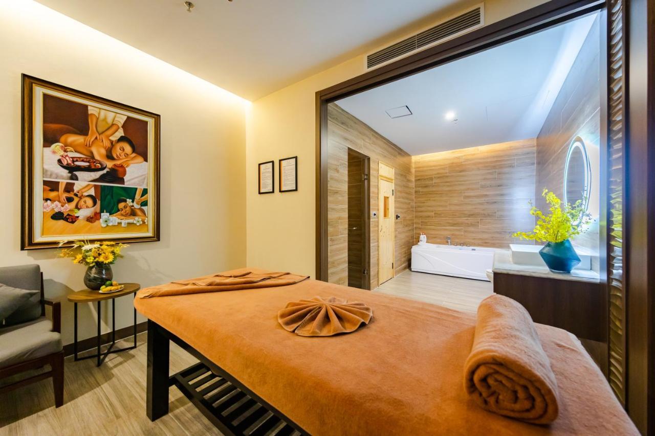 Muong Thanh Luxury Ha Long Centre Hotel ภายนอก รูปภาพ